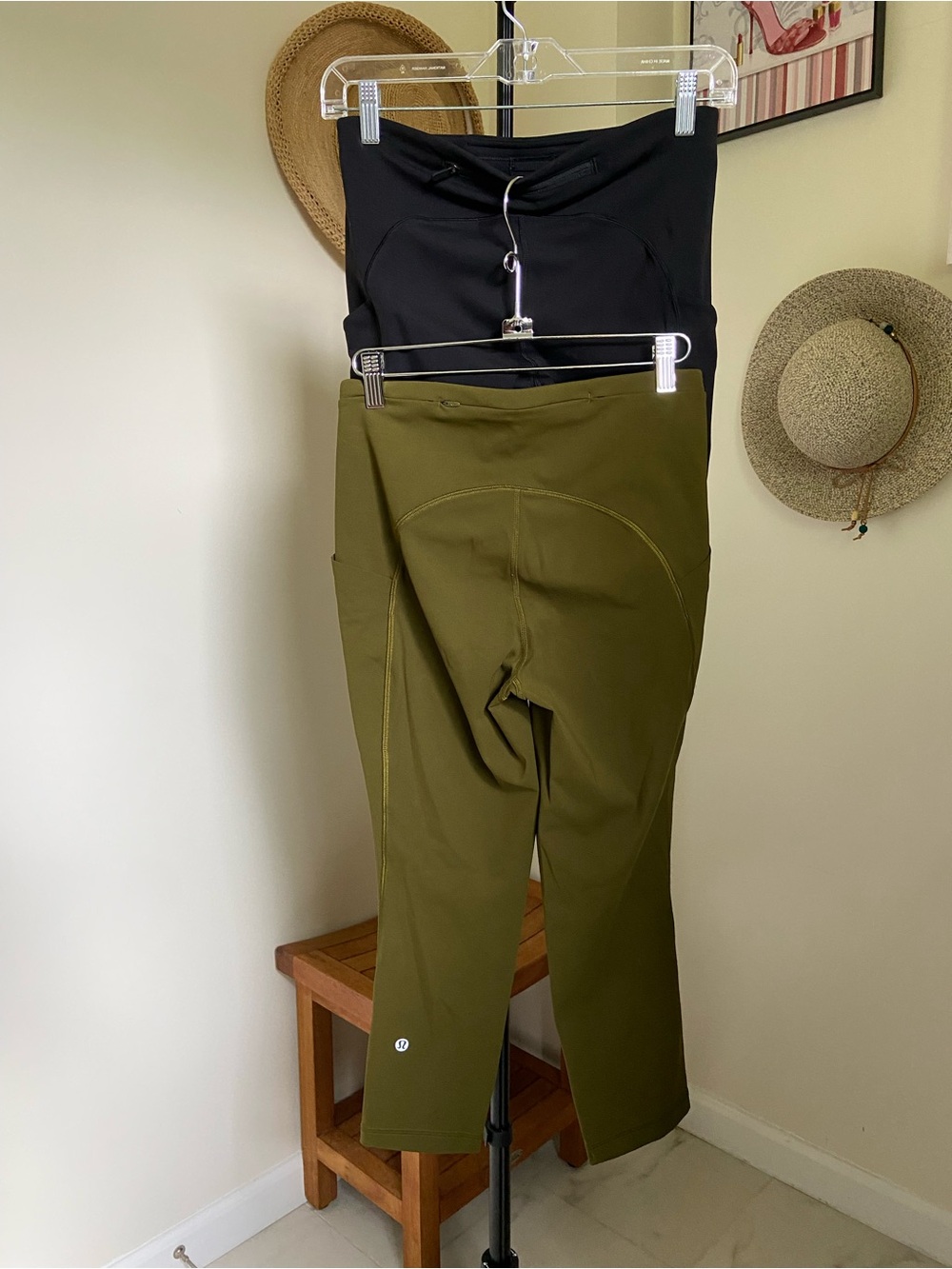 lululemon athletica Men’s Olive Green Performance Joggers